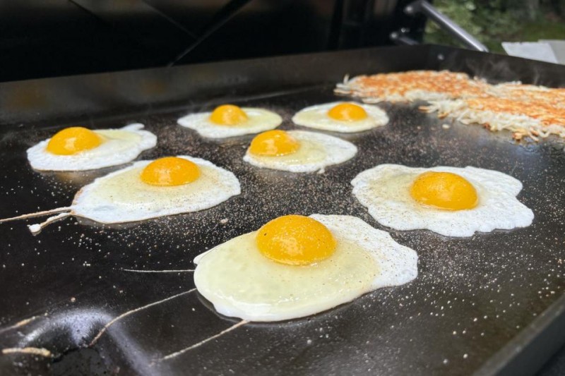 Weber Slate griddle review: A smash burger machine with clever features