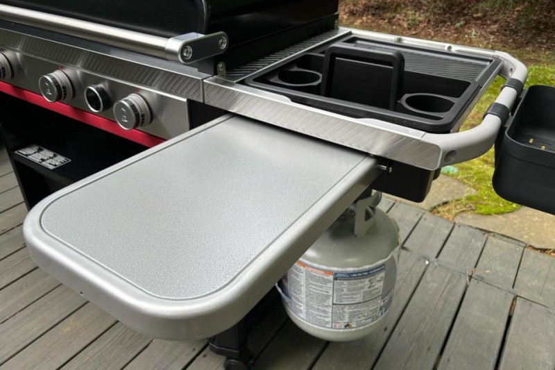 Weber Slate griddle review: A smash burger machine with clever features