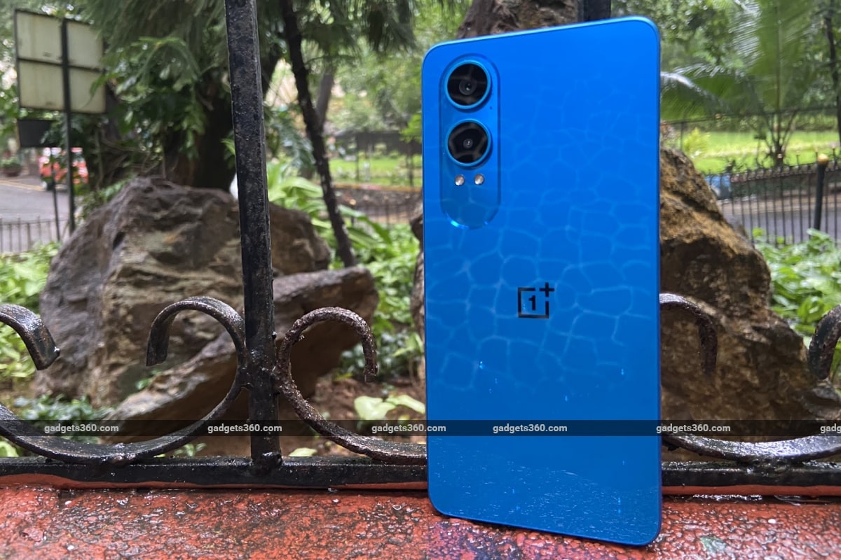 OnePlus Nord CE 4 Lite Review: New Display, Old Chipset