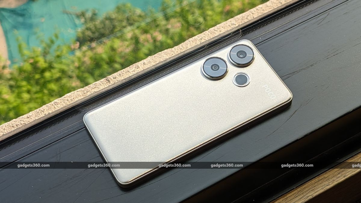 Poco F6 Review: Excellent Performance, Mid-Range Cameras